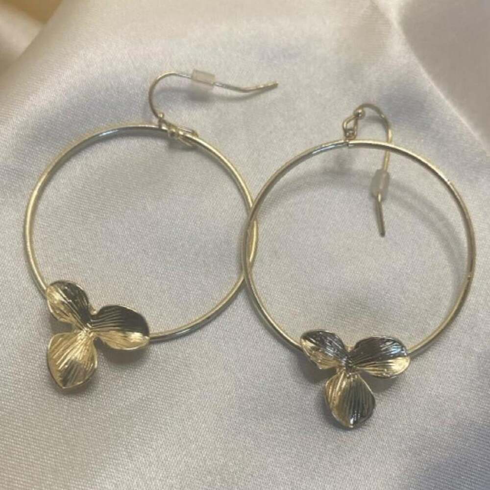 Vintage Gold Tone Floral Hoop Earrings Delicate Orchid Flower Dangles